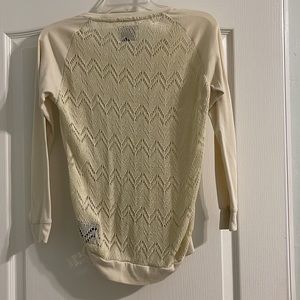 Crochet/Lace back long-sleeve tee